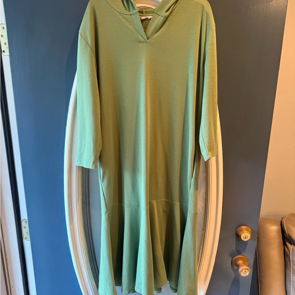 Green Midi Hoodie Dress